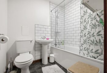 0-2323AllisonStreet-12.jpg
