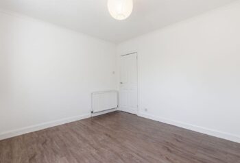 0-2_32_Orchard_Court_008.jpg