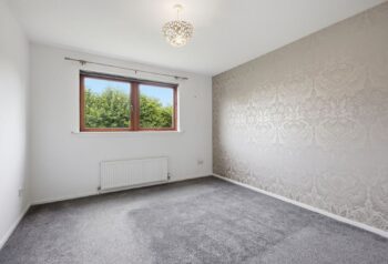 11_108_Kings_Park_Road_011.jpg
