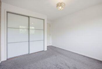 11_108_Kings_Park_Road_012.jpg