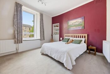 11_23_Mannering_Court_001.jpg