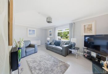 12ElginAvenue-9.jpg