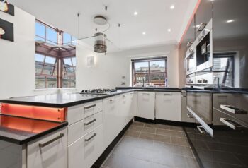 15Grayfriarscourt88albionStreet-10.jpg