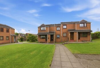 16LinnwoodCourt-1.jpg
