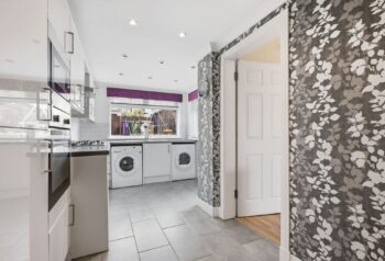 191_Kings_Park_Avenue_Glasgow_036.jpg