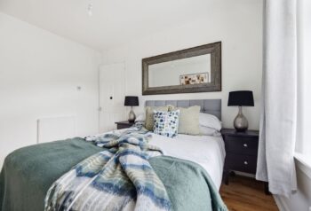 20_Alyth_Crescent_Clarkston_025.jpg