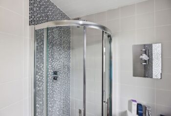 20_Alyth_Crescent_Clarkston_029.jpg