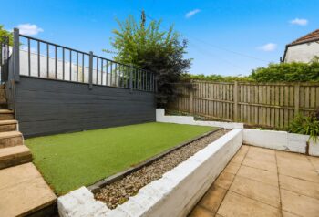 20_Alyth_Crescent_Clarkston_032.jpg