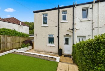 20_Alyth_Crescent_Clarkston_033.jpg