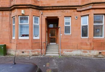 21_Cumming_Drive_Glasgow_002.jpg