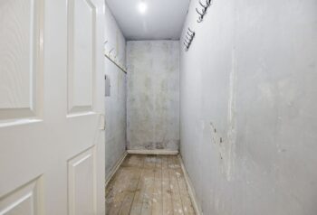 32-20EglintonCourt_015.jpg