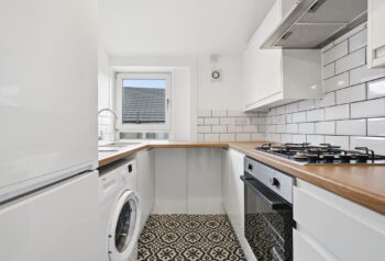 49-croftside-avenue-02-web.jpg
