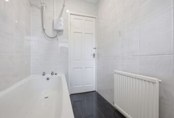 64_Parkneuk_Road_Glasgow_013.jpg