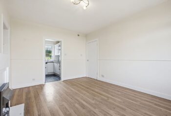 71ArdenAvenue-10.jpg