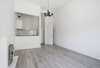7MainStreet-7.jpg