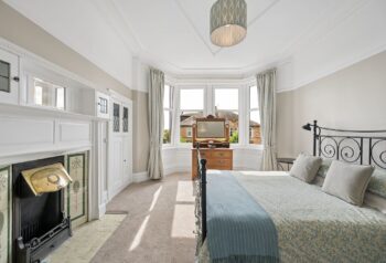 AliWattPhotographerShantaResidentialEastwoodAvenue-25.jpg