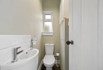 AliWattPhotographerShantaResidentialEastwoodAvenue-51.jpg