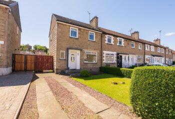 AliWattPhotographerShantaResidentialElmoreAvenue-25.jpg