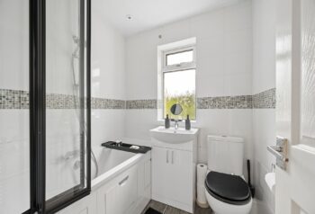 AliWattPhotographerShantaResidentialMonteithDrive-5.jpg