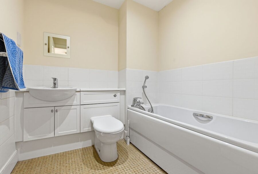 1-1154BogtonAvenue-14.jpg