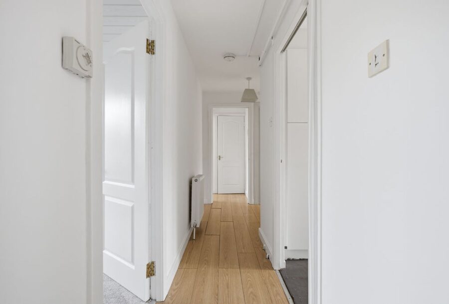 1-150KerrycroyAvenue-2.jpg