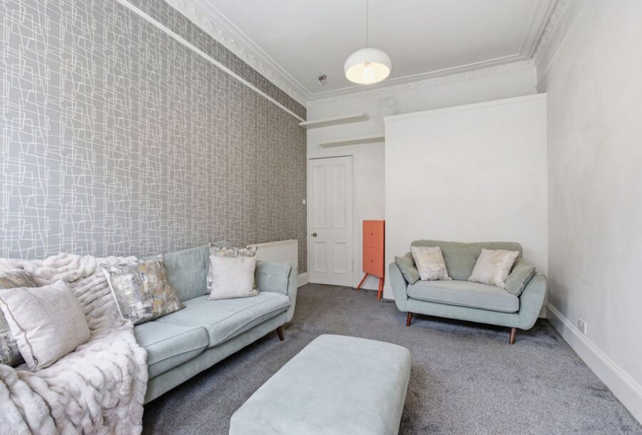 1-1_56_Skirving_Street_006.jpg