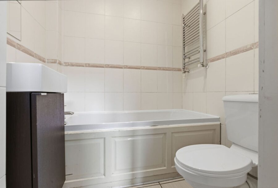 1-1_56_Skirving_Street_014.jpg