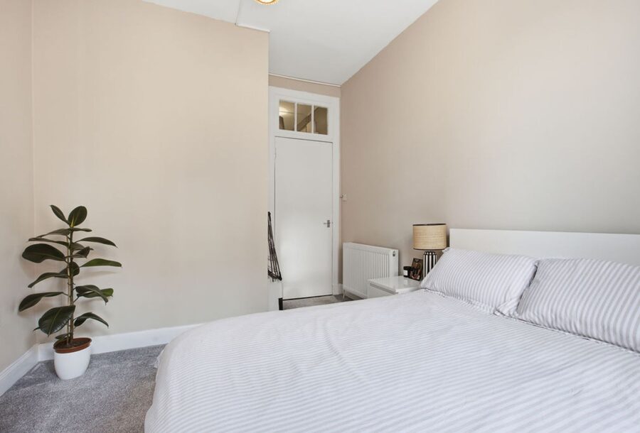1-25BruntonTerrace-13.jpg