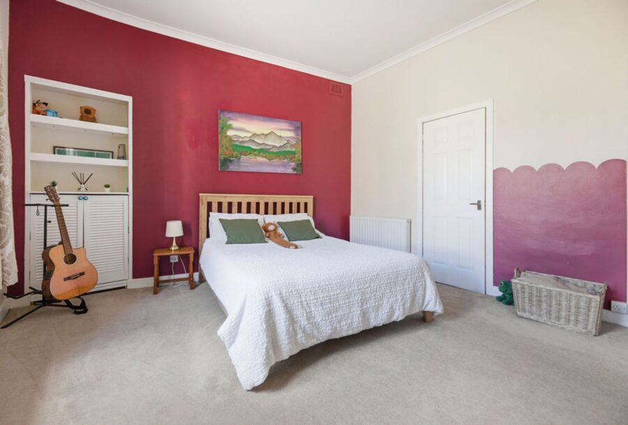 11_23_Mannering_Court_003.jpg