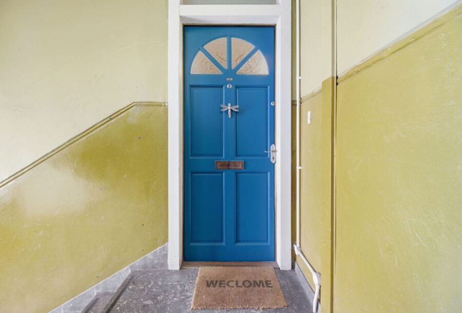 11_23_Mannering_Court_018.jpg