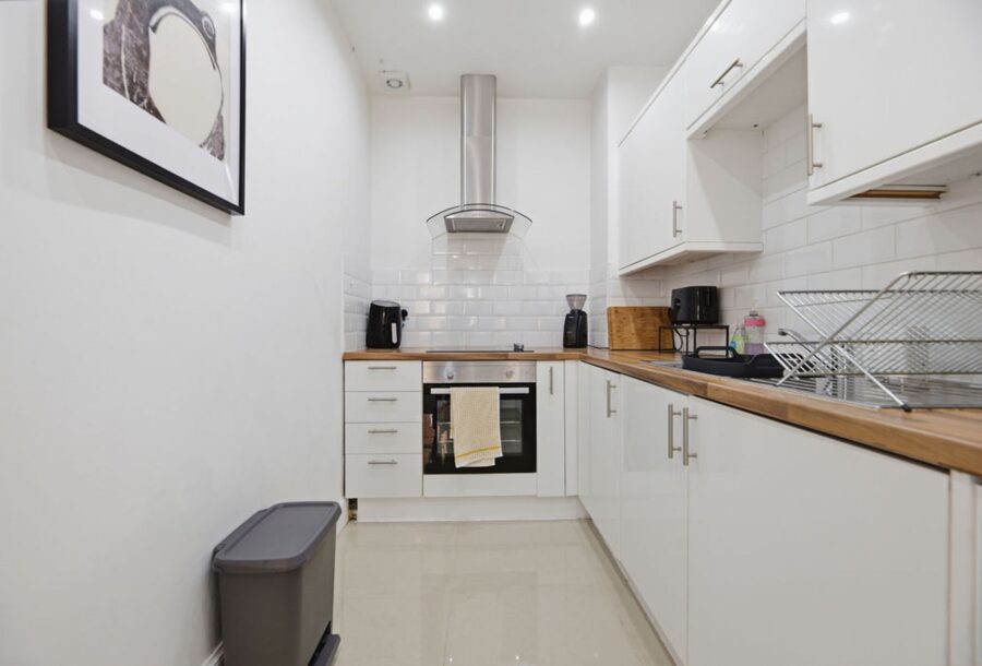11_293_Kilmarnock_Road_Glasgow_011.jpg