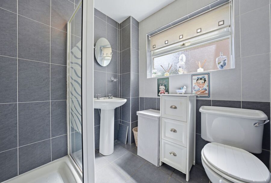 12ElginAvenue-12.jpg