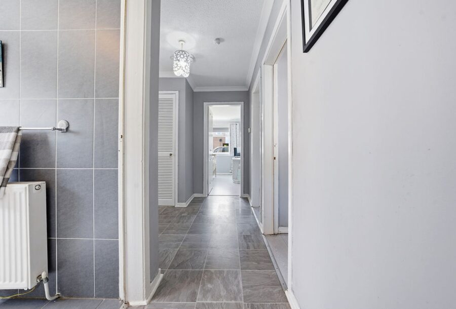 12ElginAvenue-14.jpg