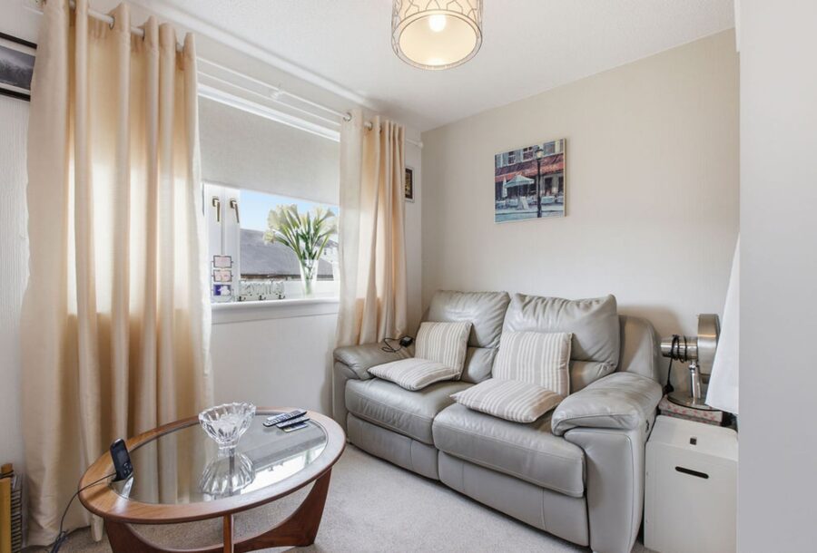 16LinnwoodCourt-4.jpg