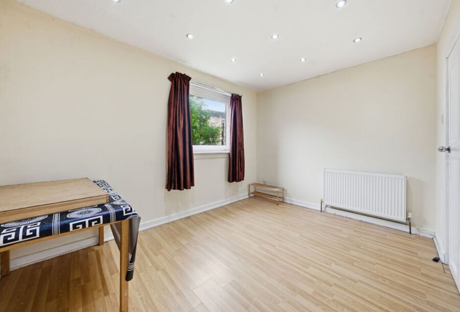 16_Ellagowan_Road_003.jpg
