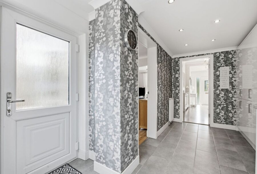 191_Kings_Park_Avenue_Glasgow_006.jpg