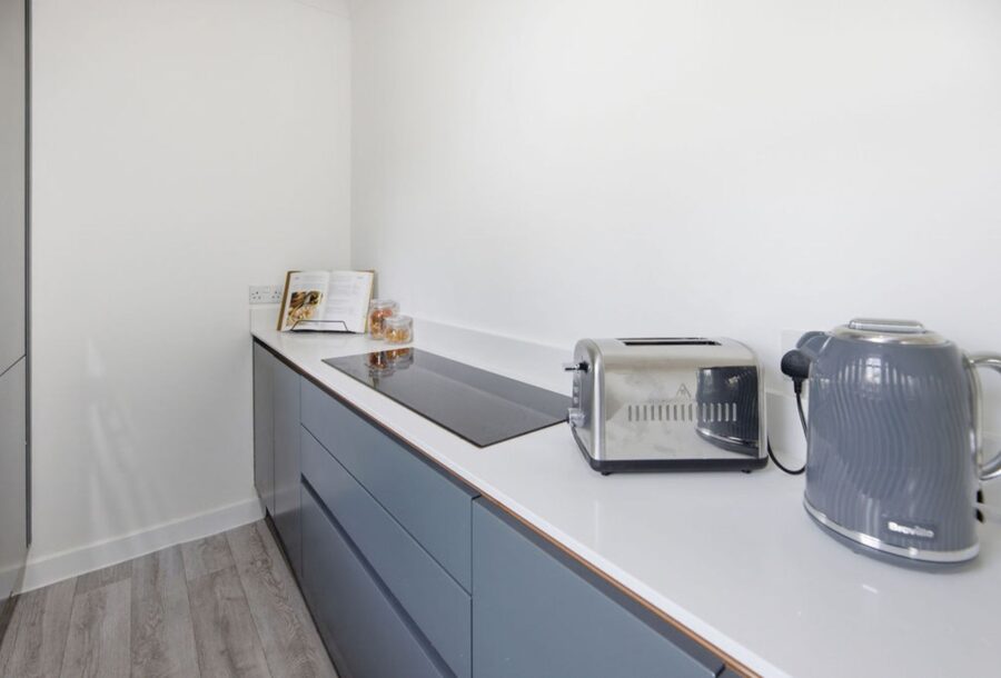 20_Alyth_Crescent_Clarkston_015.jpg