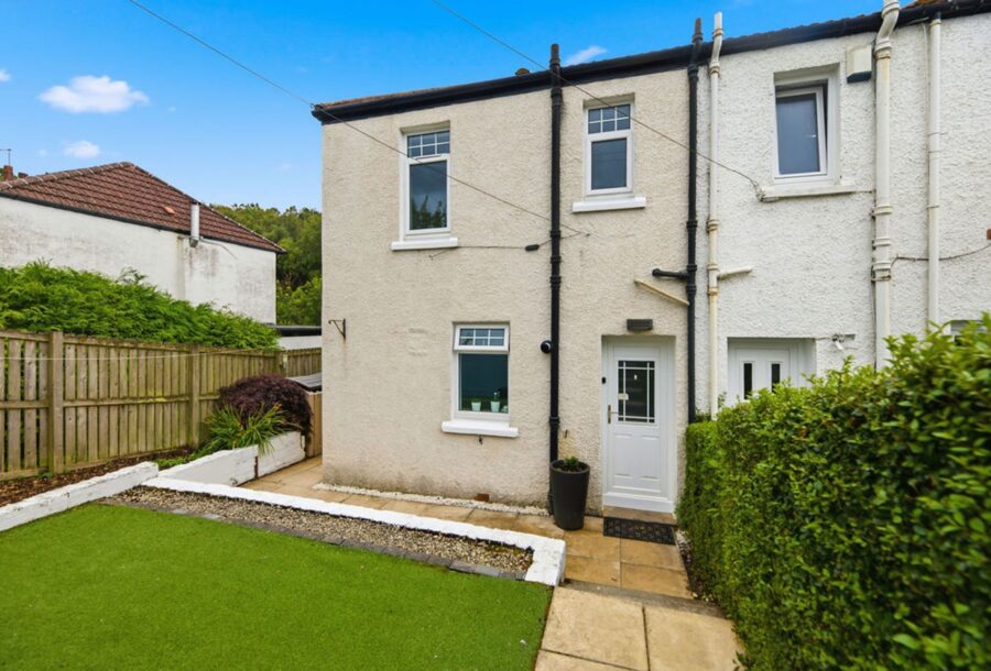 20_Alyth_Crescent_Clarkston_033.jpg