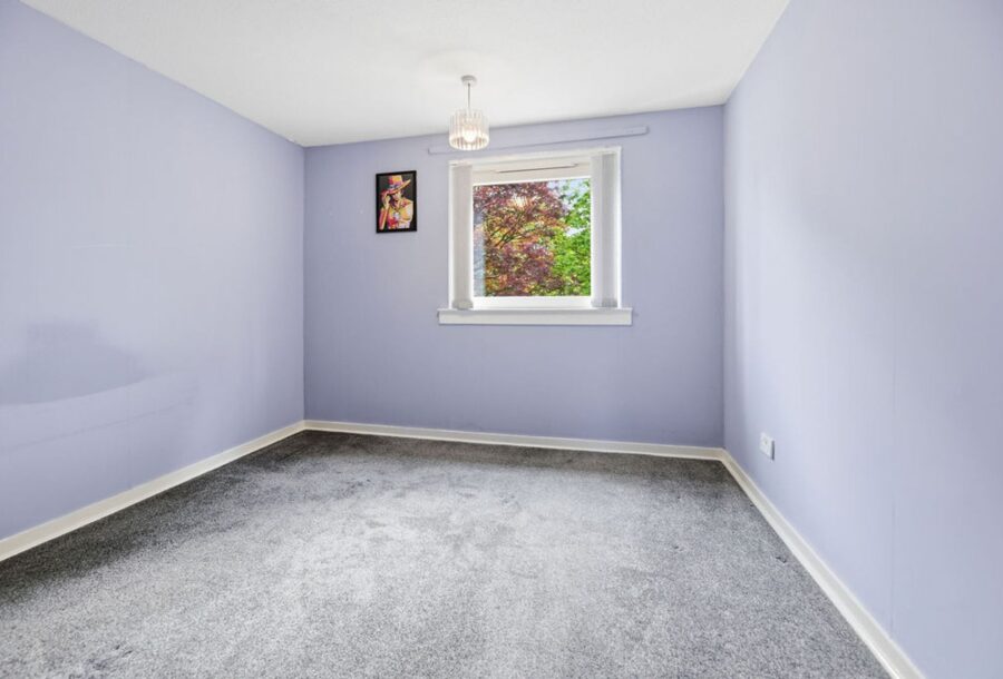 32-20EglintonCourt_008.jpg