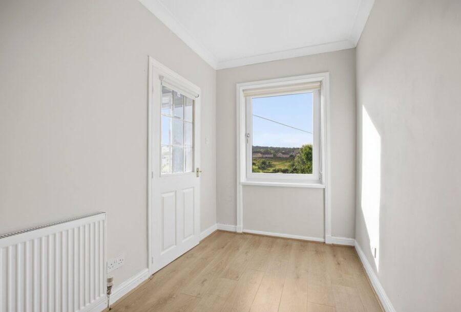 56_Croftside_Avenue_Glasgow_016.jpg