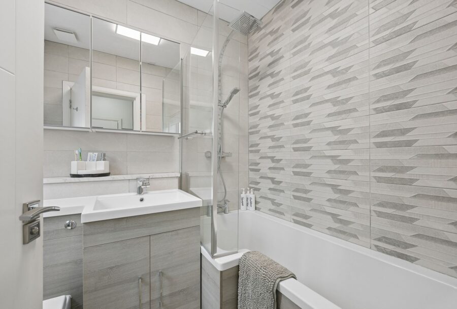 AliWattPhotographerShantaResidentialCarmunnockRoad-1.jpg