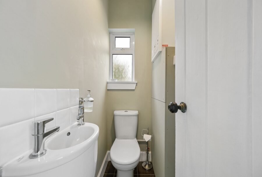 AliWattPhotographerShantaResidentialEastwoodAvenue-51.jpg