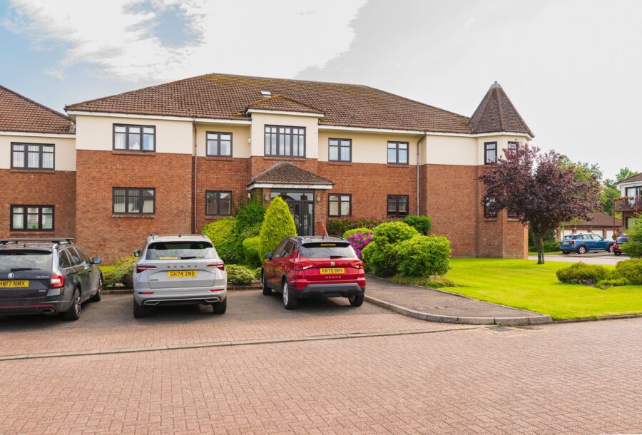 AliWattPhotographerShantaResidentialNewtonCourt-2.jpg